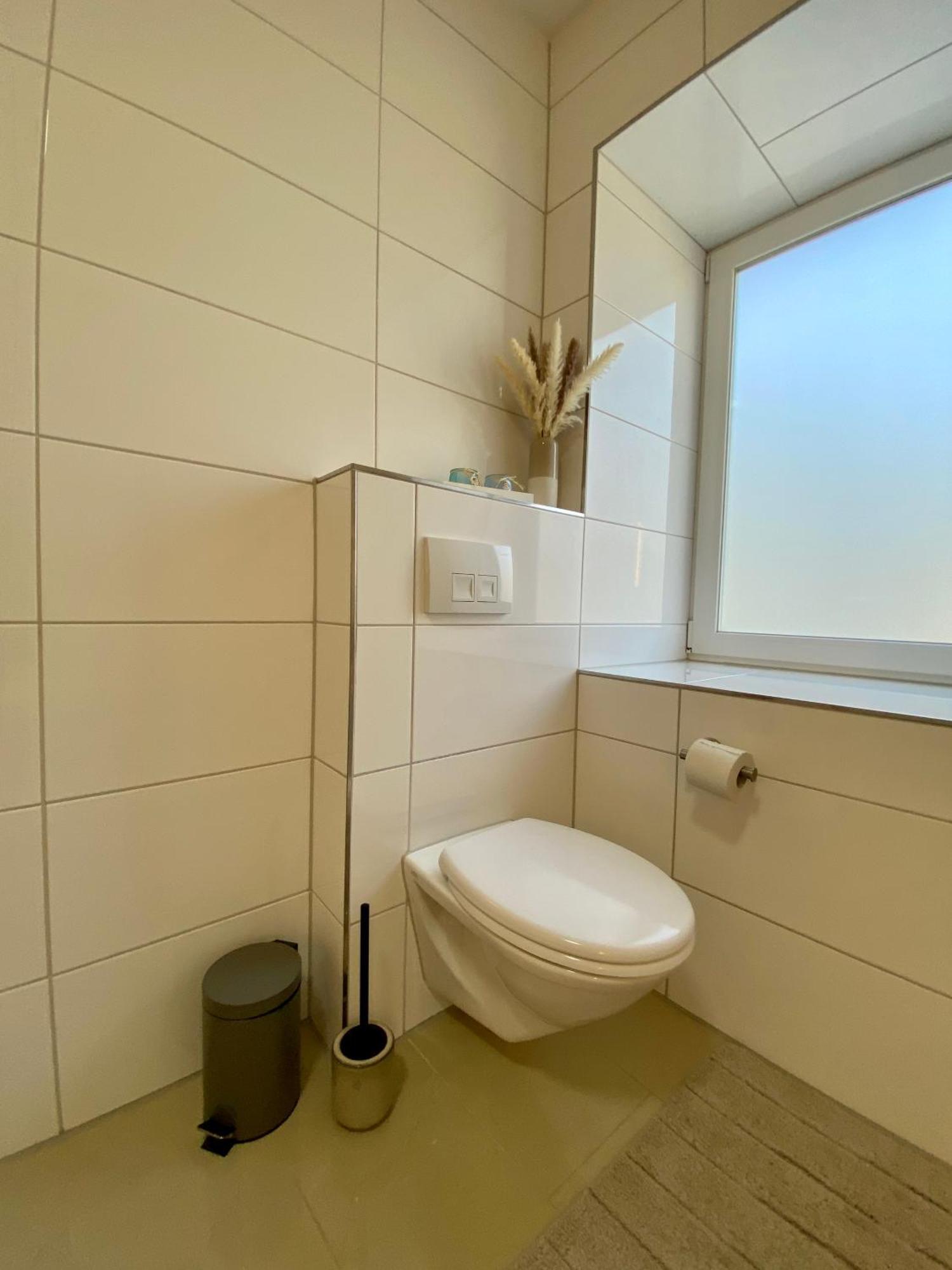 Sleep Well Apartments Detmold - Tempur Beds- Neu - Top Lage - Free Parking - Wifi Экстерьер фото